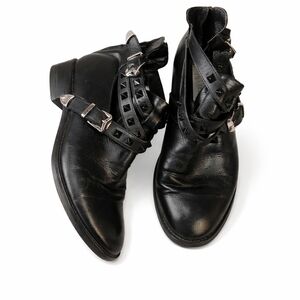 Valentino Garavani Rockstud Cutout Ankle Boots 39